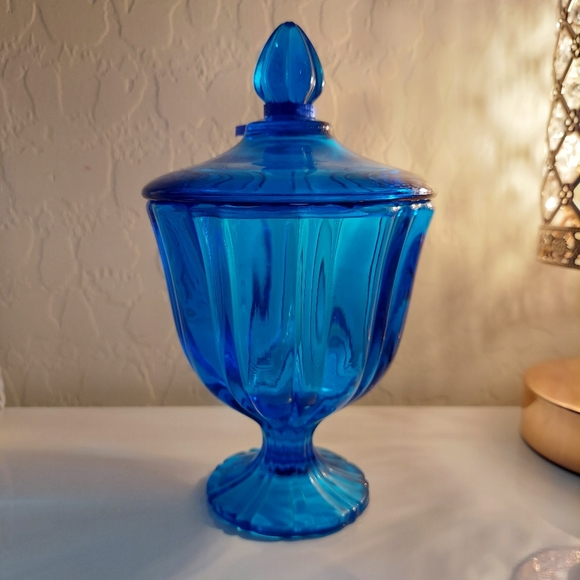L E Smith Candy Dish - Colonial Blue - Picture 1 of 3